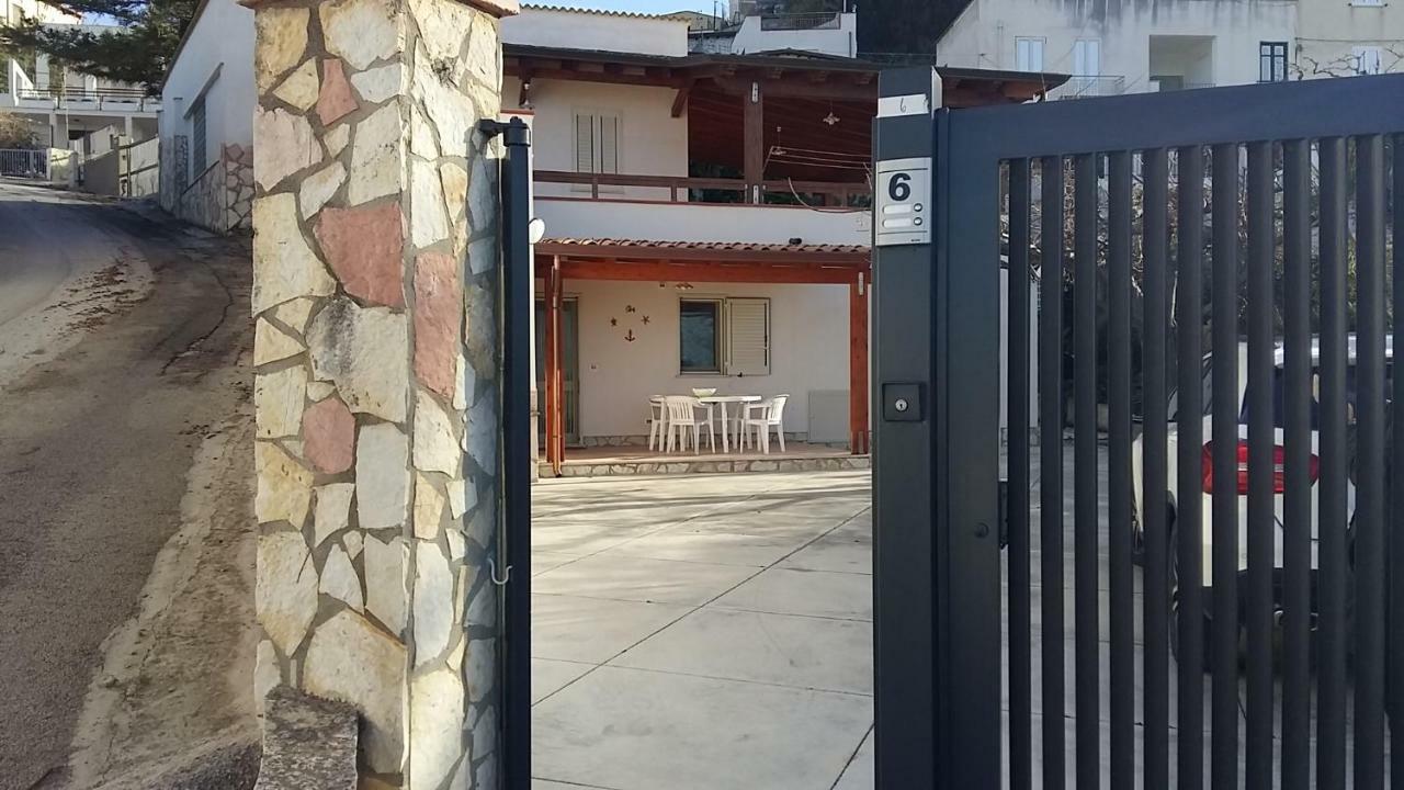 Casa Vacanza Demi Alcamo Marina Exterior photo
